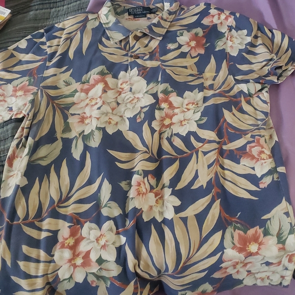 Men Polo shit new never wore - Picture 3 of 11